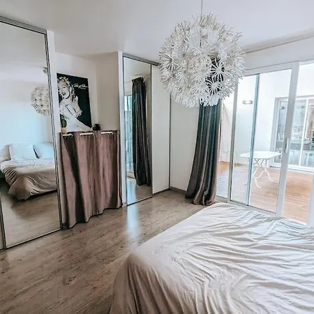 Maison Avec Cour Et Parking Clos Prázdninový dům