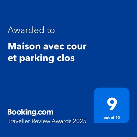 Maison Avec Cour Et Parking Clos Holiday home *